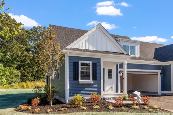 Bungay Brook Condominiums at Bellingham